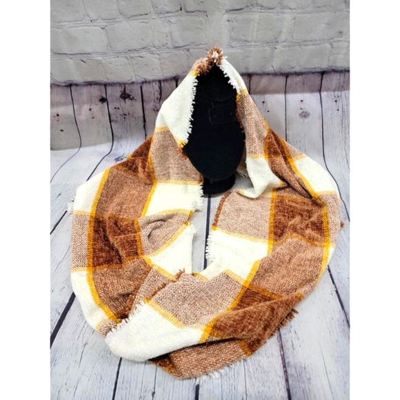 Charter Club Accessories - CHARTER CLUB Womens Ivory Woven Chenille Loop Fringed Infinity Scarf